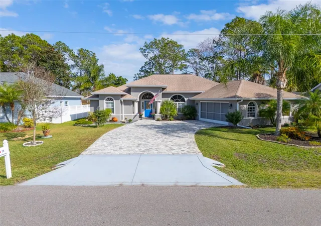Photo 2 of Sale Pending at 15 Evans Dr, Palm Coast, FL 32164 | MLS# FC315487 | Listing updated on 2026-09-14