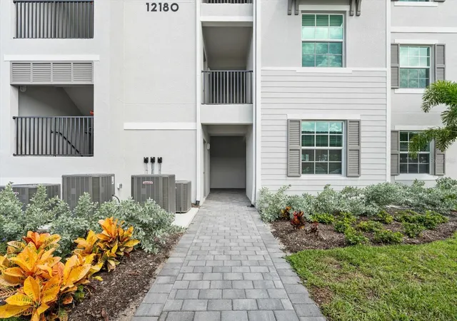 Photo 2 of Condo for sale at 12180 Wellen Golf St #108, Venice, FL 34293 | MLS# A4679232 | Listing updated on 2026-06-23