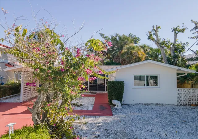 image of 2316 Canasta Dr, Bradenton Beach, FL 34217 | MLS# A4679240