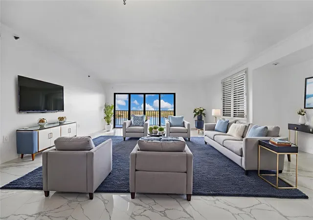 3rd image of 7550 Hinson St #10A, Orlando, FL 32819 | MLS# O6375780