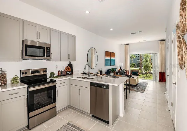 2nd image of 10637 Orbit Ter, Sarasota, FL 34241 | MLS# A4679279