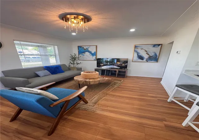 Photo 2 of Single family home for sale at 4534 3rd Avenue S, Saint Petersburg, FL 33711 | MLS# L4958777 | Listing updated on 2026-09-20