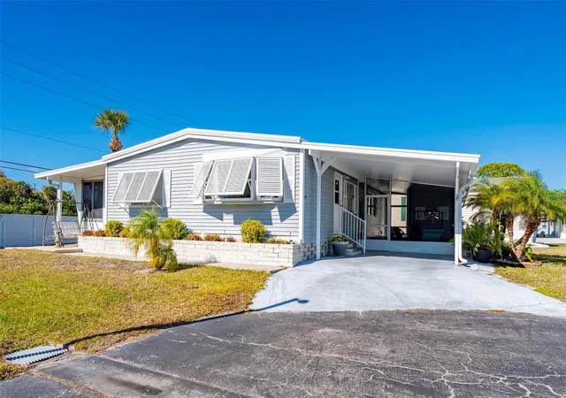 Homes for sale in Port Charlotte, FL | 1000 Kings Hwy #279, Port Charlotte, FL 33980 | MLS# C7520684