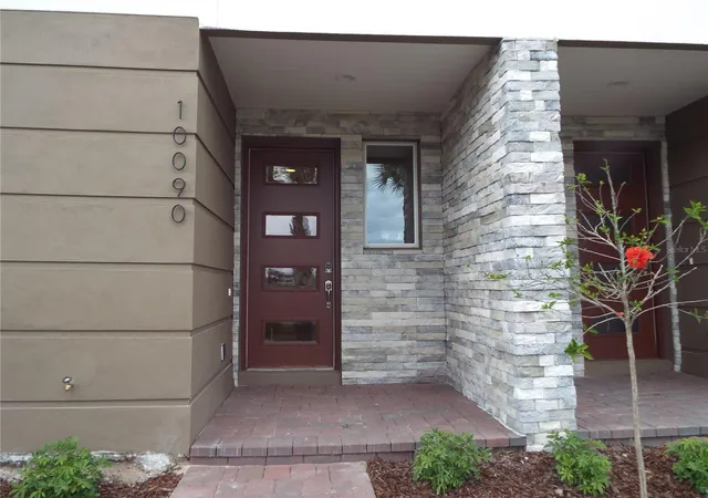 Photo 2 of Townhouse for sale at 10090 Sunnifa Aly, Orlando, FL 32832 | MLS# S5142268 | Listing updated on 2026-07-13