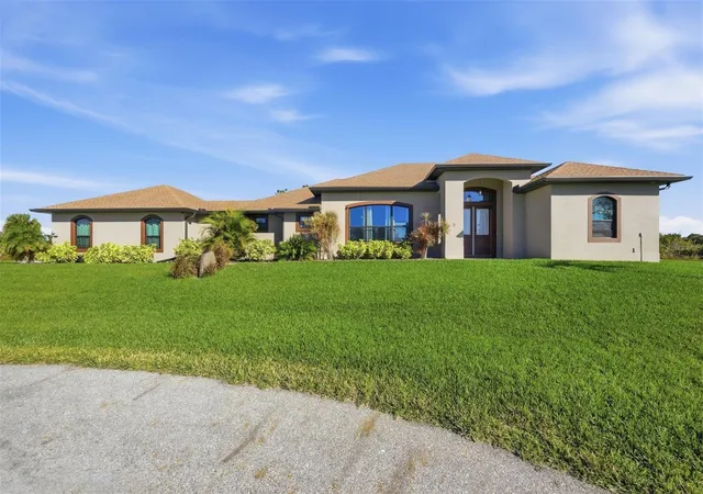 Homes for sale in Placida, FL | 5 Aye Ct, Placida, FL 33946 | MLS# D6145761