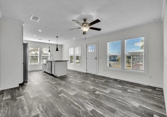Homes for sale in North Fort Myers, FL | 3162 Mercury Ln, North Fort Myers, FL 33903 | MLS# C7520690