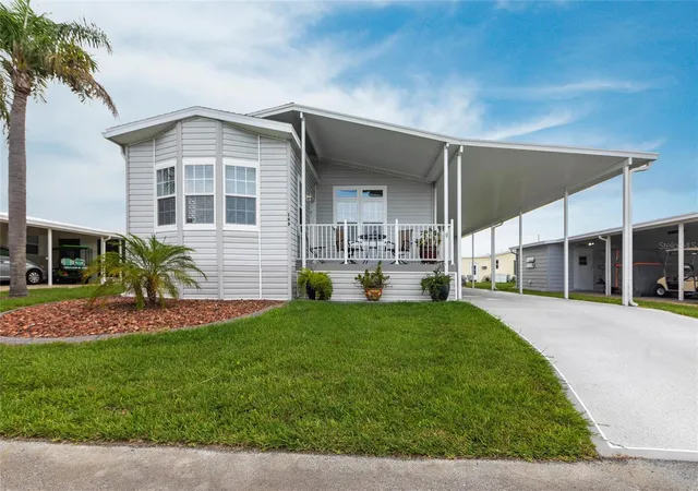 Homes for sale in Nokomis, FL | 168 Duchess Ave, Nokomis, FL 34275 | MLS# A4679407