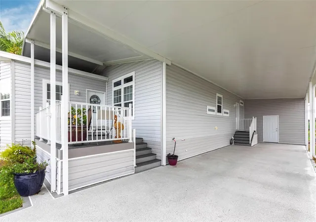 Homes for sale in Nokomis, FL | 168 Duchess Ave, Nokomis, FL 34275 | MLS# A4679407