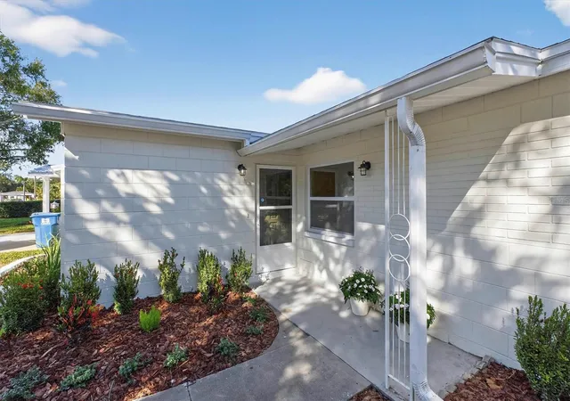 5th image of 5701 14th Avenue N, Saint Petersburg, FL 33710 | MLS# TB8467593