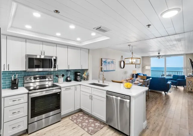 3rd image of 20000 Gulf Blvd #707, Indian Shores, FL 33785 | MLS# TB8467598