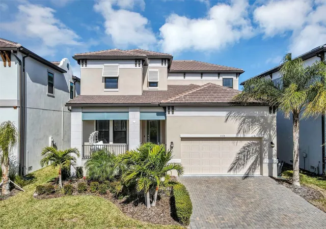 Homes for sale in Ruskin, FL | 1115 Seagrape Dr, Ruskin, FL 33570 | MLS# S5142292