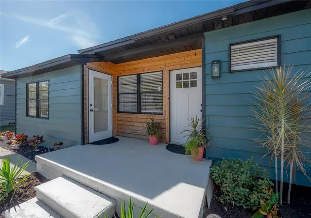 3rd image of 4110 N Marguerite St, Tampa, FL 33603 | MLS# TB8467675