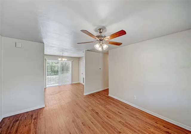 5th image of 14 Cyclops Dr, Apopka, FL 32703 | MLS# O6376121