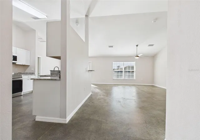 Photo 4 of Single family home for sale at 24 Pine Crse Pass, Ocala, FL 34472 | MLS# OM717226 | Listing updated on 2026-09-20