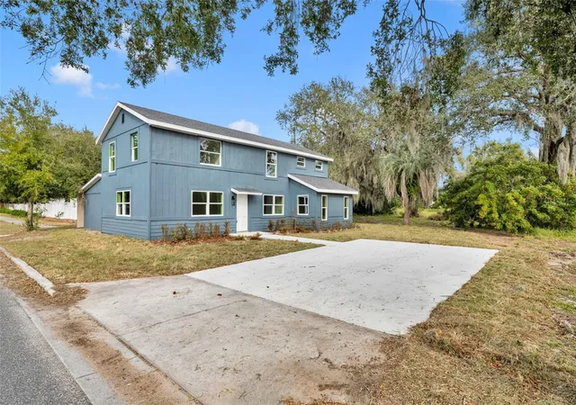 Photo 2 of Single family home for sale at 31201 Merry Rd, Tavares, FL 32778 | MLS# G5107136 | Listing updated on 2026-09-30