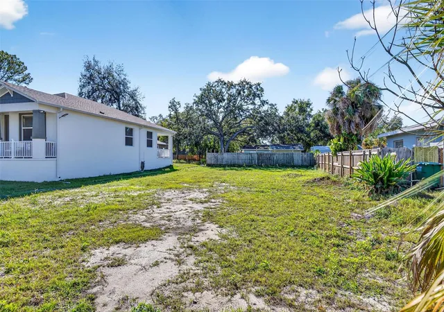 3rd image of 3242 Roxborough Ave, Clearwater, FL 33762 | MLS# TB8467811