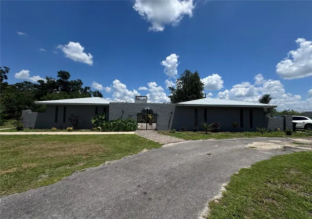 1st image of 4925 N Us Hwy 441, Ocala, FL 34475 | MLS# O6376207