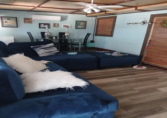 Photo 4 of Single family home for sale at 14342 SE 45th Court, Summerfield, FL 34491 | MLS# P4937617 | Listing updated on 2026-08-14