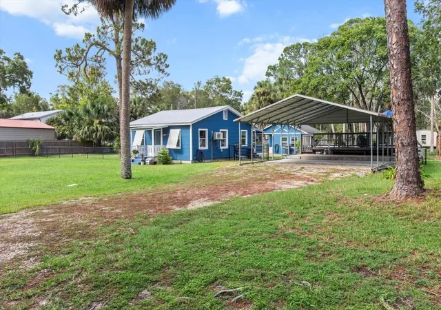 43rd image of 7 65th St, Yankeetown, FL 34498 | MLS# OM717254