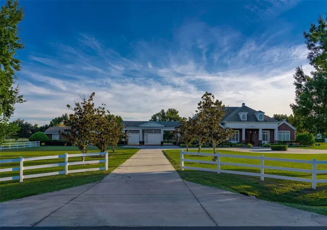 4th image of 2780 Vickie Ct, Kissimmee, FL 34744 | MLS# O6376322