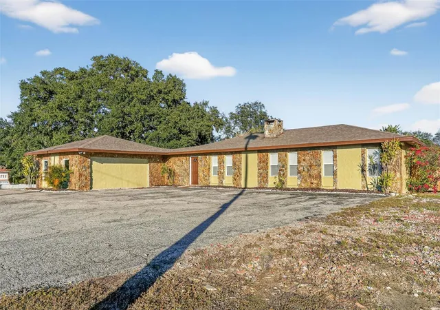 Homes for sale in Lake Wales, FL | 8812 Oakwood Dr, Lake Wales, FL 33898 | MLS# O6376340