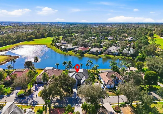 Photo 4 of Single family home for sale at 7214 Marlow Pl, University Park, FL 34201 | MLS# A4679565 | Listing updated on 2026-09-19