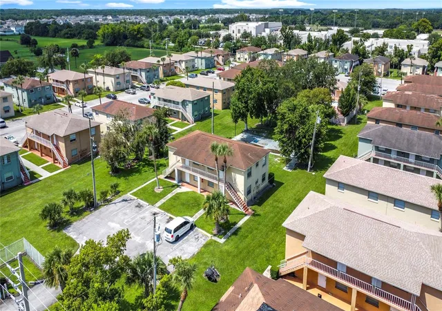 Homes for sale in Saint Cloud, FL | 694 Michigan Ct #4, Saint Cloud, FL 34769 | MLS# O6376387