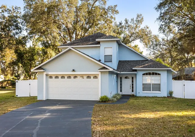 Photo 2 of Sale Pending at 4411 White Oak Cir, Kissimmee, FL 34746 | MLS# O6376398 | Listing updated on 2026-05-28