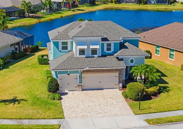 Homes for sale in Lakewood Ranch, FL | 5315 Bentgrass Wy, Lakewood Ranch, FL 34211 | MLS# A4679604