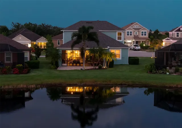 Homes for sale in Lakewood Ranch, FL | 5315 Bentgrass Wy, Lakewood Ranch, FL 34211 | MLS# A4679604