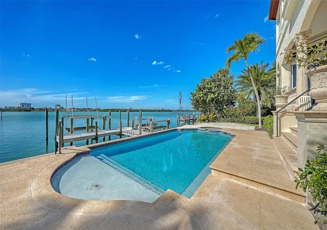 82nd image of 570 S Spoonbill Dr, Sarasota, FL 34236 | MLS# A4679610