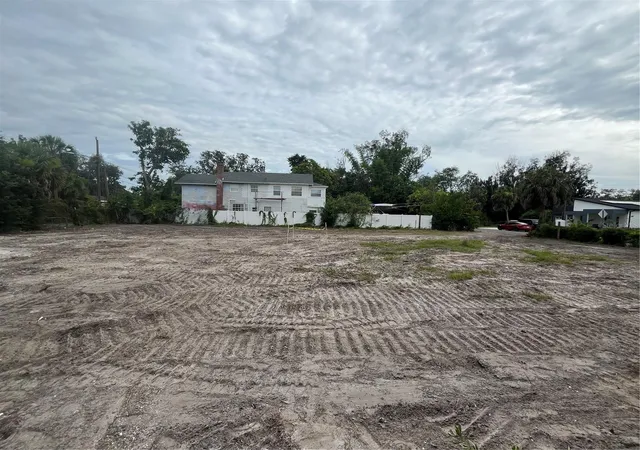 5th image of 2018 43rd St S, Saint Petersburg, FL 33711 | MLS# TB8468186