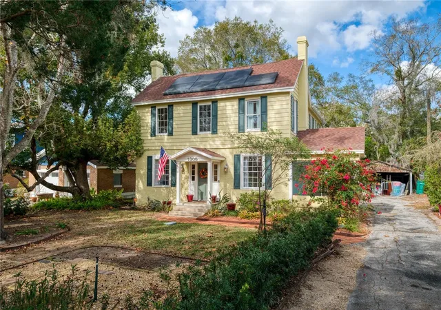Photo 1 of Single family home for sale at 1305 Washington Ave, Eustis, FL 32726 | MLS# O6376443 | Listing updated on 2026-09-20