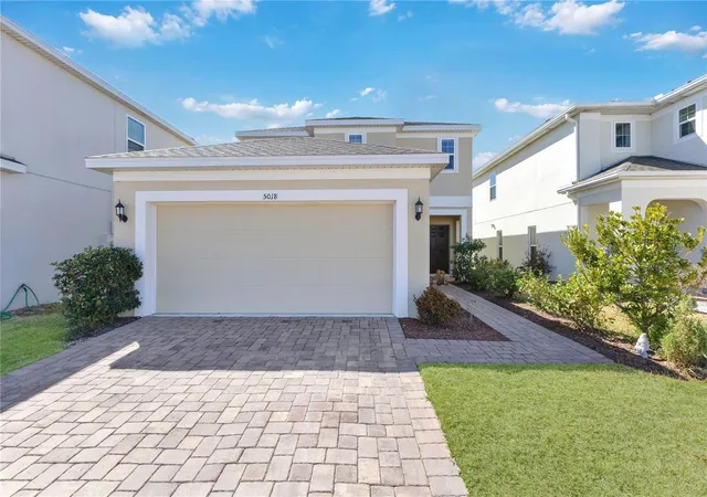 Photo 1 of Single family home for sale at 5018 Royal Point Ave, Kissimmee, FL 34746 | MLS# O6376446 | Listing updated on 2026-09-28