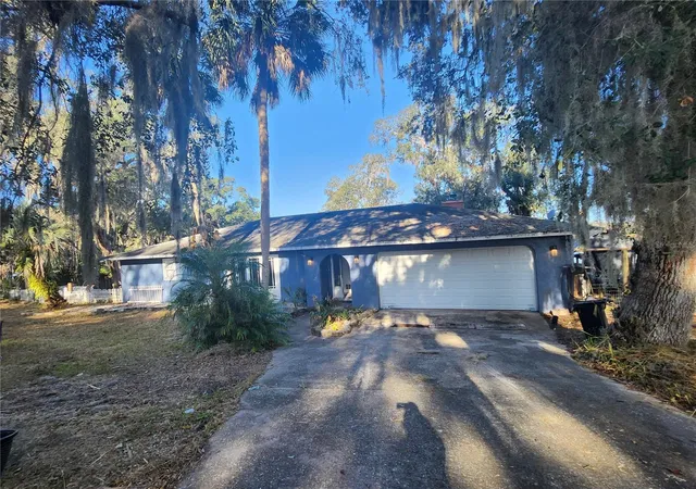3rd image of 25 Emerald Dr, Ocala, FL 34472 | MLS# OM717307