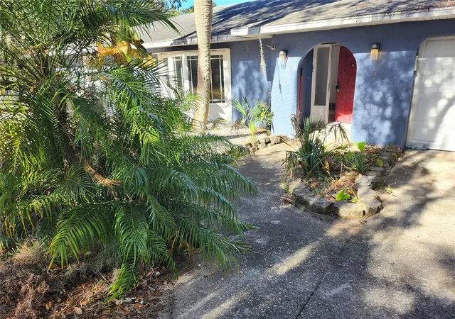 4th image of 25 Emerald Dr, Ocala, FL 34472 | MLS# OM717307