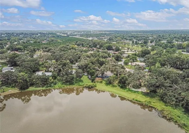 84th image of 25 Emerald Dr, Ocala, FL 34472 | MLS# OM717307