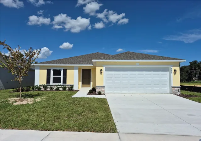 Photo 1 of Sale Pending at 8805 Pine Bark Way, Wildwood, FL 34785 | MLS# C7520812 | Listing updated on 2026-09-08