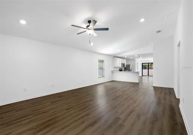 Photo 1 of Single family home for sale at 590 Blackthorn Dr, Lakeland, FL 33809 | MLS# TB8468293 | Listing updated on 2026-10-17