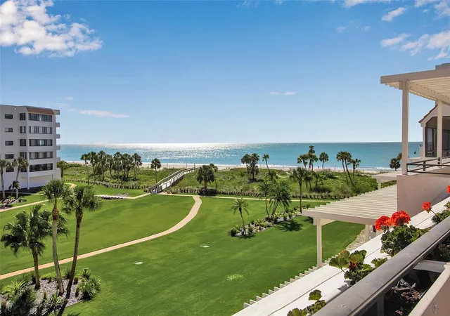 3rd image of 1485 Gulf Of Mexico Dr #303, Longboat Key, FL 34228 | MLS# A4679674