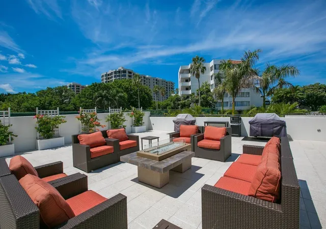 2nd image of 1485 Gulf Of Mexico Dr, LONGBOAT KEY, FL 34228