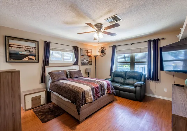 Photo 3 of Single family home for sale at 404 N Heron St, Sebring, FL 33870 | MLS# P4937628 | Listing updated on 2026-08-25