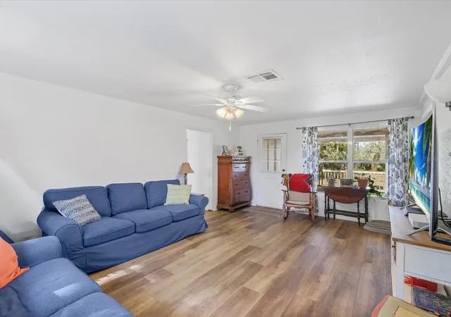 Photo 4 of Single family home for sale at 36228 Clinton Ave, Dade City, FL 33525 | MLS# TB8468434 | Listing updated on 2026-08-27