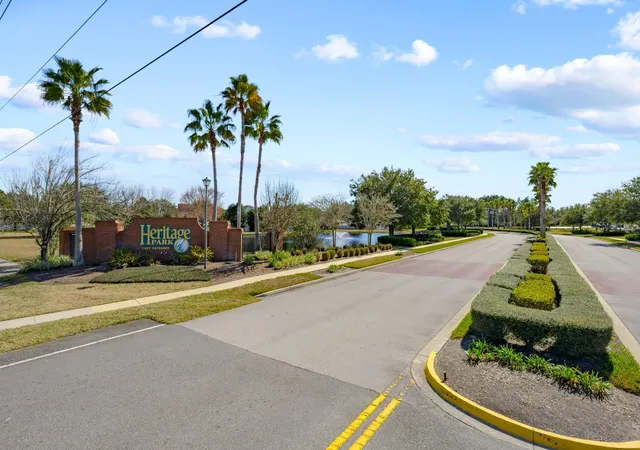 Homes for sale in Saint Augustine, FL | 466 Wooded Crossing Cir, Saint Augustine, FL 32084 | MLS# FC315596