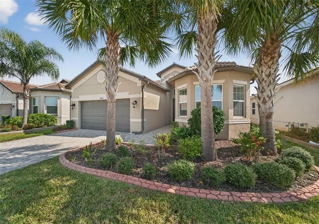 2nd image of 15512 Corona Del Mar Dr, Wimauma, FL 33598 | MLS# TB8468540