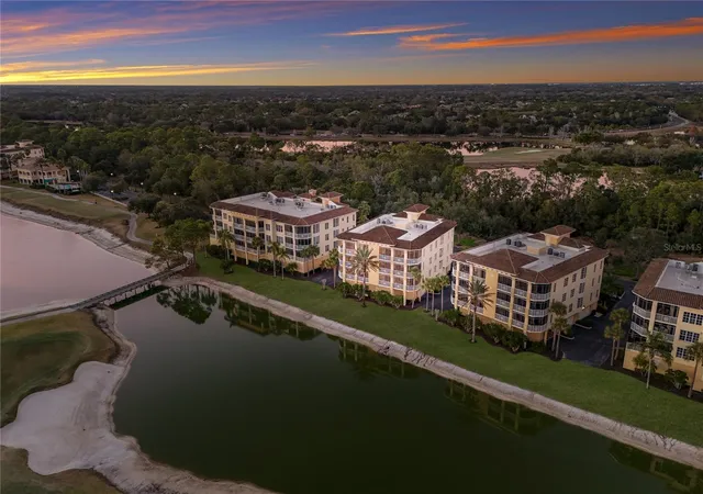 2nd image of 6422 Watercrest Wy, LAKEWOOD RANCH, FL 34202