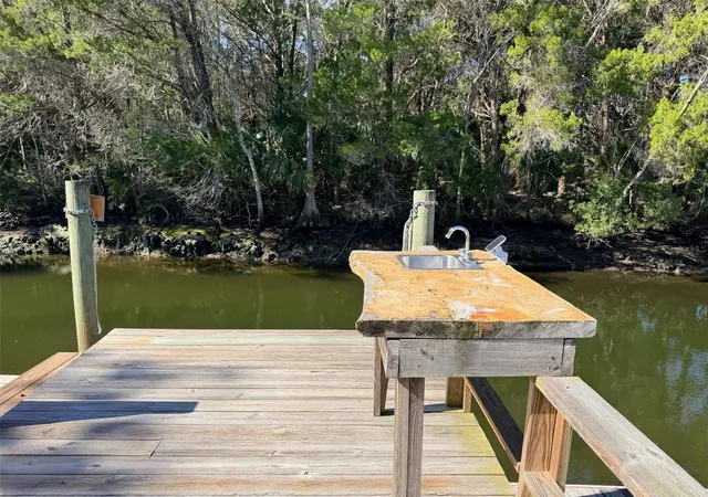 3rd image of 12 Palm Dr, Yankeetown, FL 34498 | MLS# GC536906