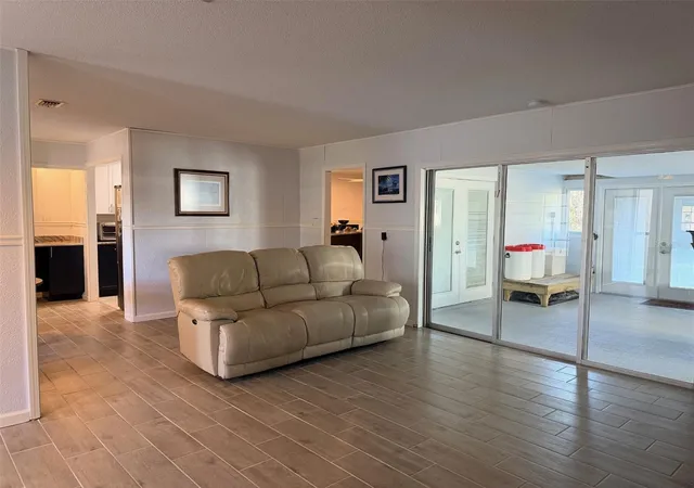 4th image of 12 Palm Dr, Yankeetown, FL 34498 | MLS# GC536906