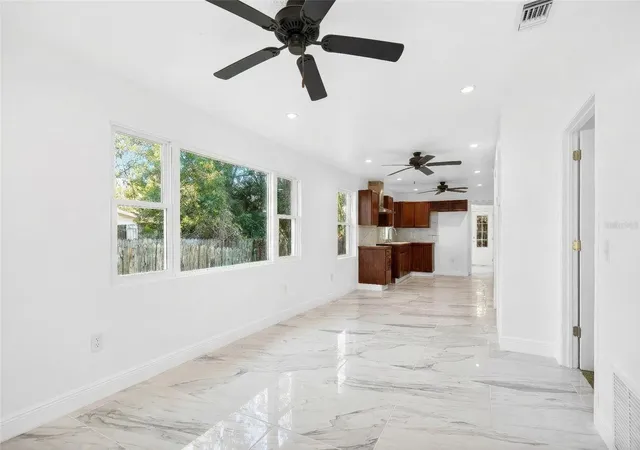 Photo 4 of Single family home for sale at 1110 SW Fort King St, Ocala, FL 34471 | MLS# O6376741 | Listing updated on 2026-08-01