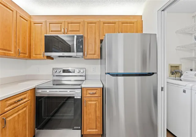 Photo 3 of House for sale at 2835 74th Street W, Bradenton, FL 34209 | MLS# A4679771 | Listing updated on 2026-08-07